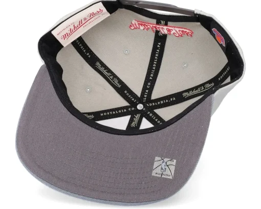New York Knicks Cool Grey 3 Grey Snapback - Mitchell & Ness