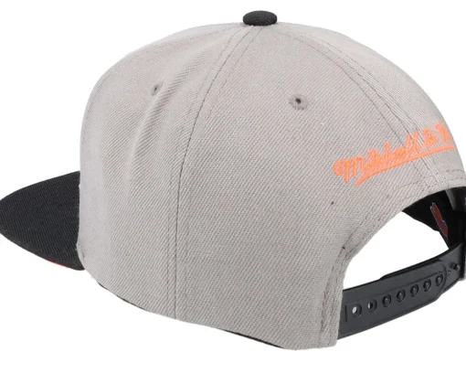 New York Knicks Neon Lights Snapback Grey/black Snapback - Mitchell & Ness