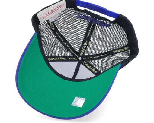 New York Knicks Truck It Black/Royal Trucker - Mitchell & Ness