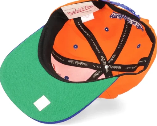 New York Knicks Varsity Letter Orange/Royal Snapback - Mitchell & Ness