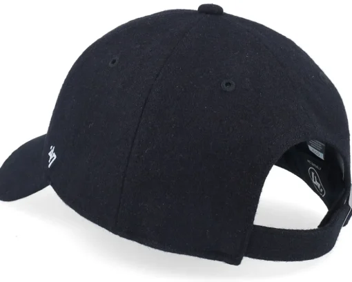 New York Yankees Matte Finish Clean Up Black Dad Cap - 47 Brand