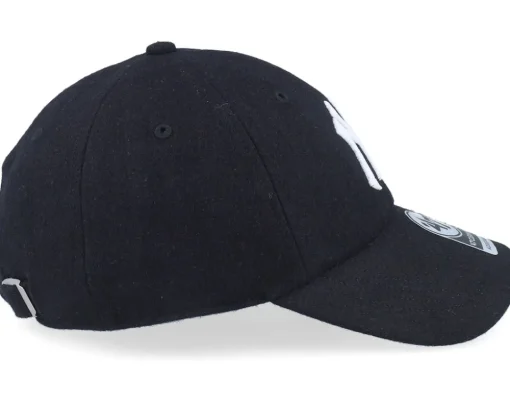 New York Yankees Matte Finish Clean Up Black Dad Cap - 47 Brand