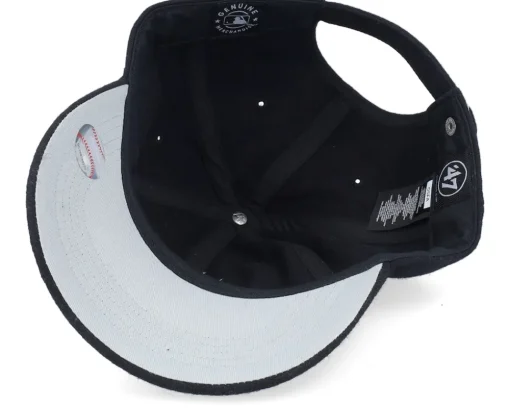 New York Yankees Matte Finish Clean Up Black Dad Cap - 47 Brand