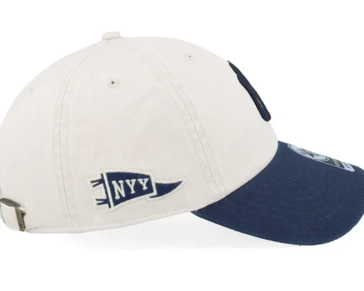 New York Yankees MLB Stand 47 Clean Up Bone/Navy Dad Cap - 47 Brand
