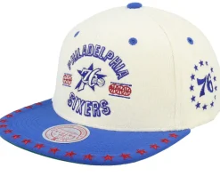 Philadelphia 76ers Dune Royal Off White/Blue Snapback - Mitchell & Ness