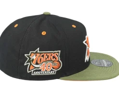 Philadelphia 76ers Take Flight Black/Green Fitted - Mitchell & Ness