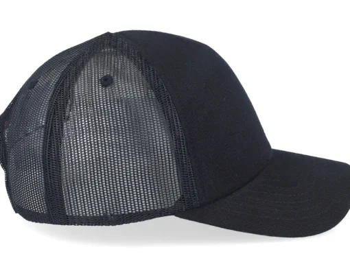 Pigment Black Beauty Trucker - Upfront