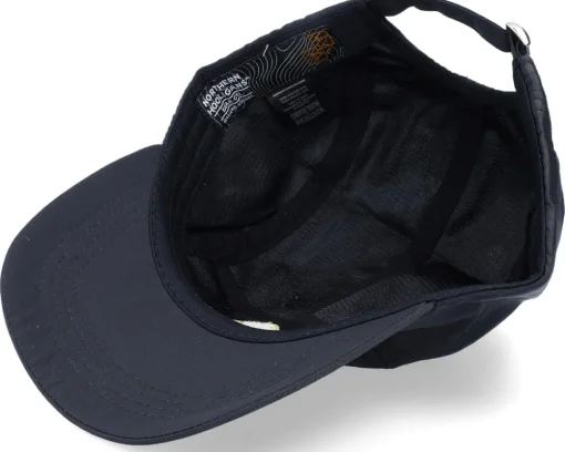 Pinecone Runner Strapback Black 5-Panel - Northern Hooligans