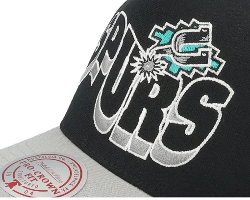San Antonio Spurs Wavy Pro Black/Grey Adjustable - Mitchell & Ness
