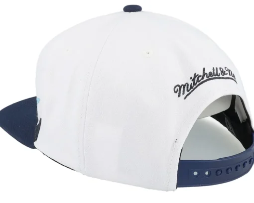 Seattle Kraken Vintage Sharktooth White/Navy Snapback - Mitchell & Ness