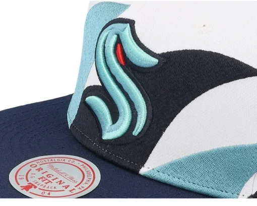Seattle Kraken Vintage Sharktooth White/Navy Snapback - Mitchell & Ness