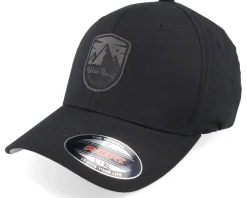 Shield Peak Black Flexfit - Wild Spirit