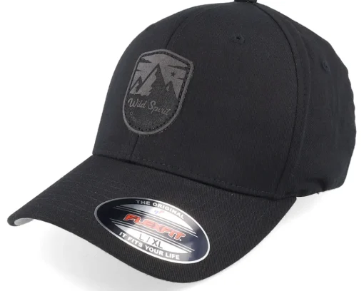 Shield Peak Black Flexfit - Wild Spirit