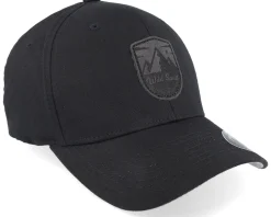Shield Peak Black Flexfit - Wild Spirit
