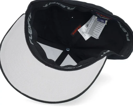 Small Box Mountain Patch Black Flexfit - Wild Spirit