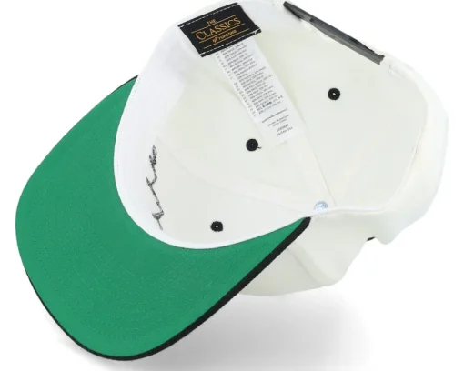 Small Mountain Black/White/Black Snapback - Wild Spirit