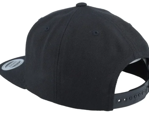 Small Mountain Red/Black Snapback - Wild Spirit