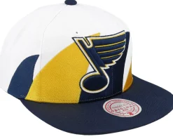 St. Louis Blues Vintage Sharktooth White/Navy Snapback - Mitchell & Ness