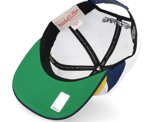 St. Louis Blues Vintage Sharktooth White/Navy Snapback - Mitchell & Ness