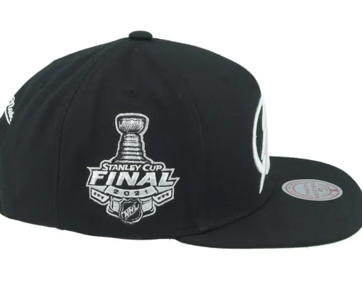Tampa Bay Lightning Top Spot Black Snapback - Mitchell & Ness