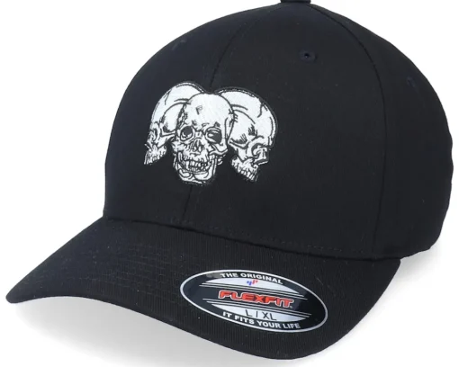 Three Skulls Black Flexfit - Iconic