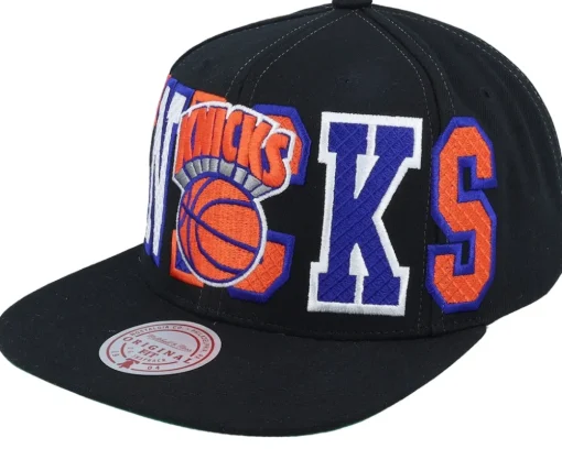 Toronto Maple Leafs Varsity Bust Black Snapback - Mitchell & Ness