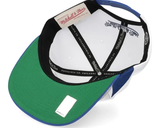 Toronto Maple Leafs Vintage Sharktooth White/Blue Snapback - Mitchell & Ness