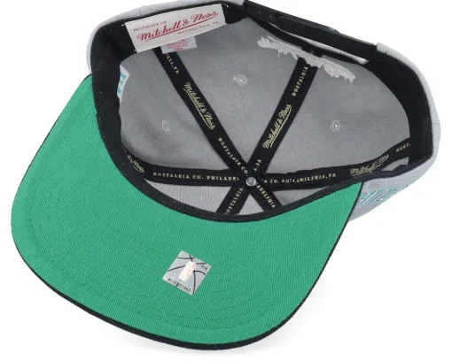 Vancouver Grizzlies Melt Stitch Wool Grey/Black Snapback - Mitchell & Ness